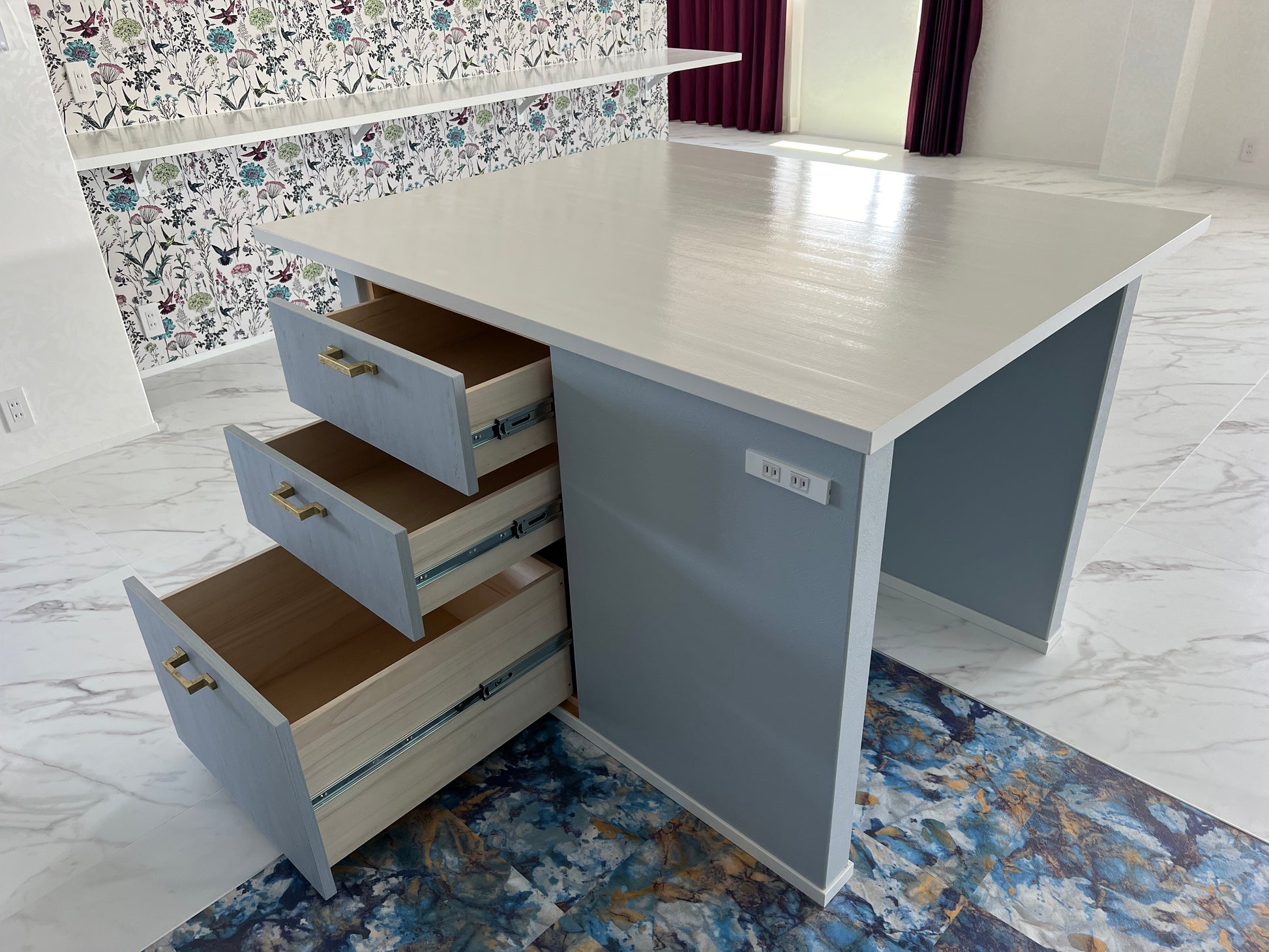 ナチュラルデザインの造作収納家具_5