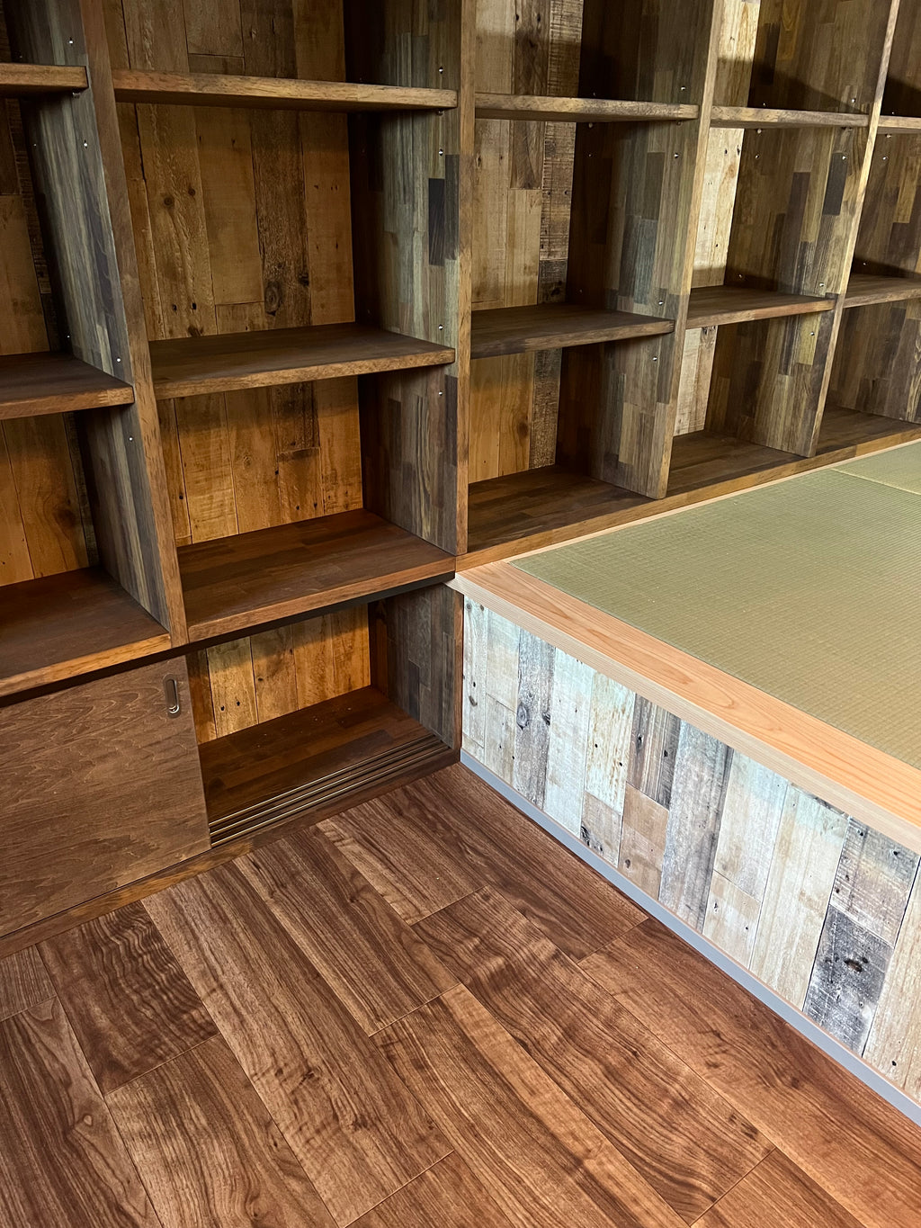 オーダーメイド本棚_1